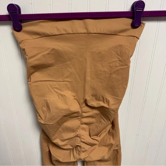 Skims Everyday Sculpt Above The Knee Short Ochre 4X - Picture 5 of 8